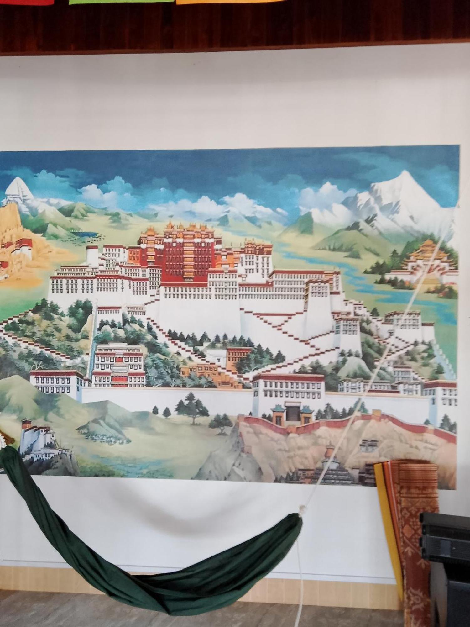 Tibet Restaurant And Hostel Nakasong Exterior foto